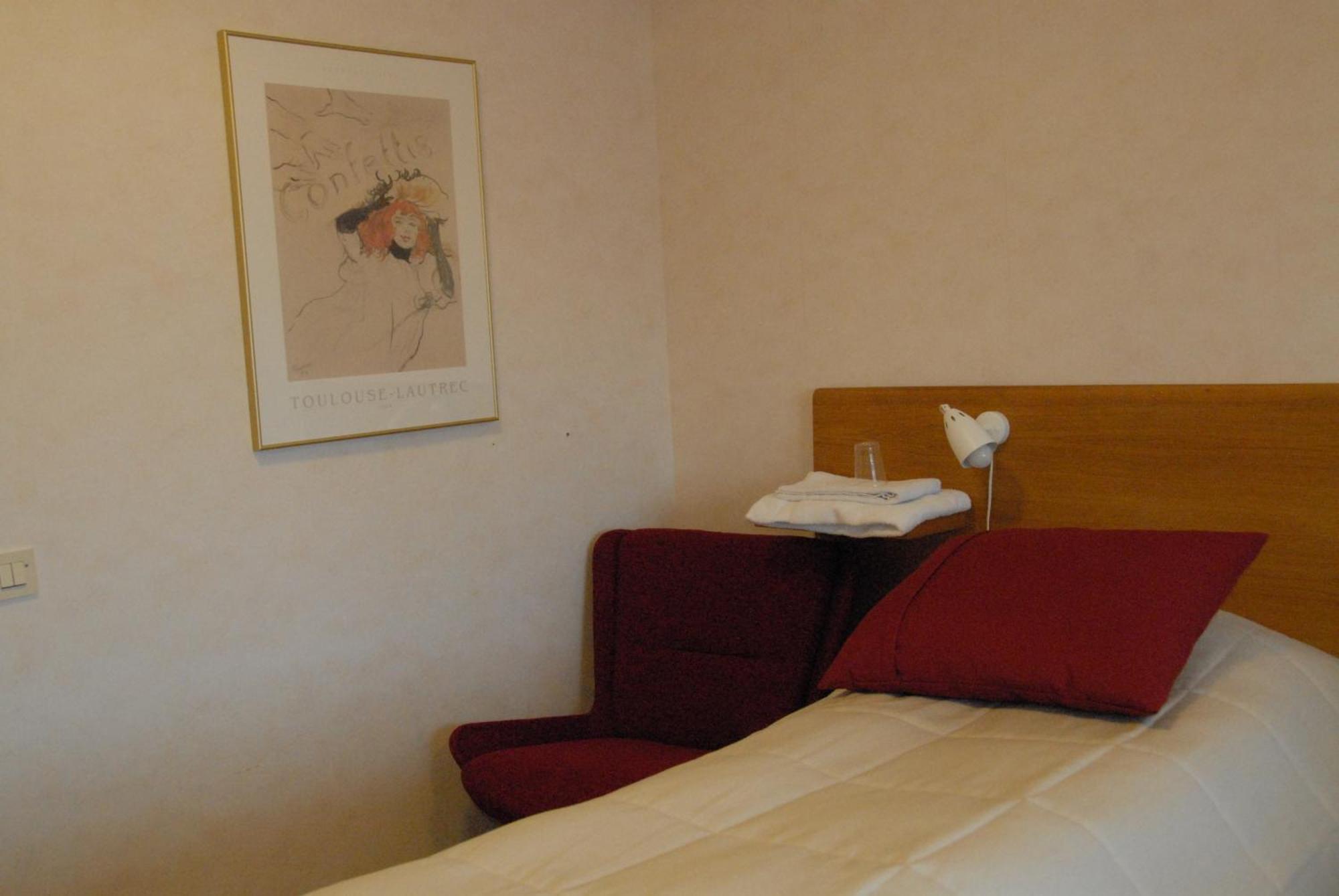 Katrinebergs Folkhögskola B&B Vessigebro Exteriör bild